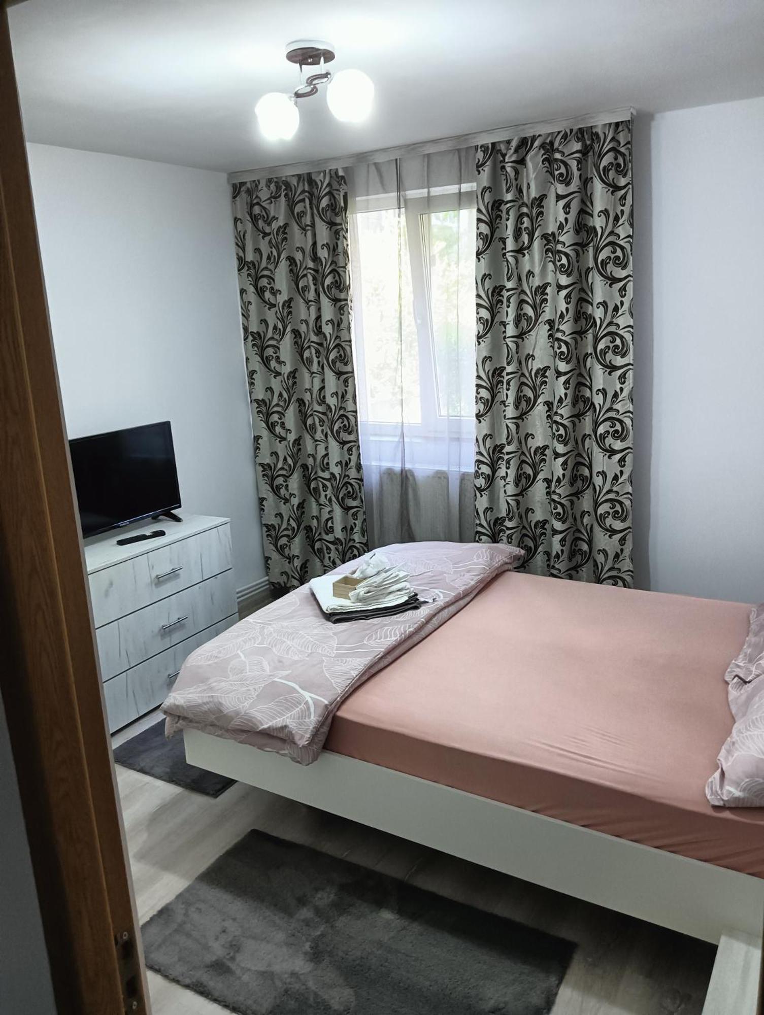 Apartament Hd2 Hunedoara Exterior foto